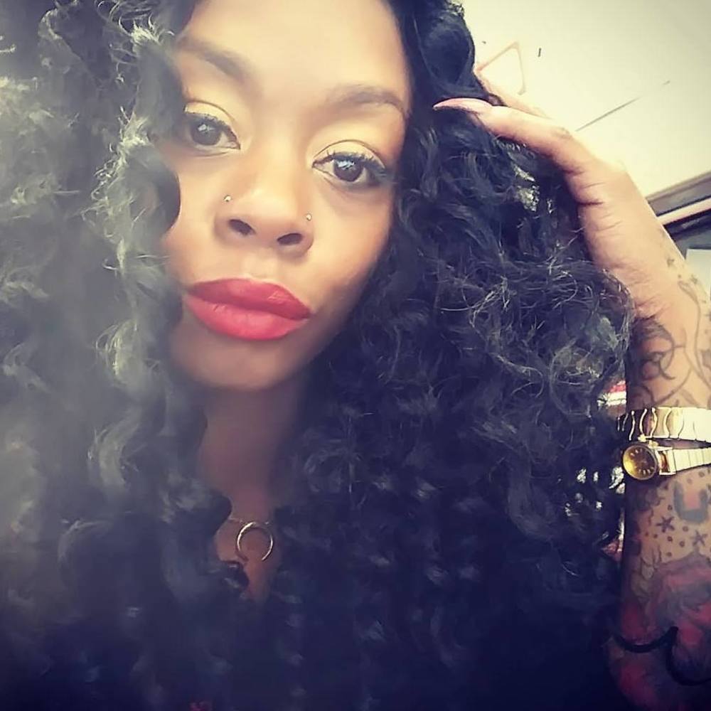 Meet your Posher, Toni